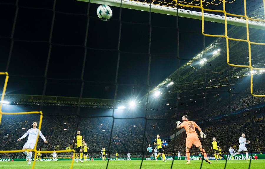 El conjunto de Zidane visita el Signal Iduna Park en encuentro correspondiente a la segunda jornada del Grupo H de la Liga de Campeones. 