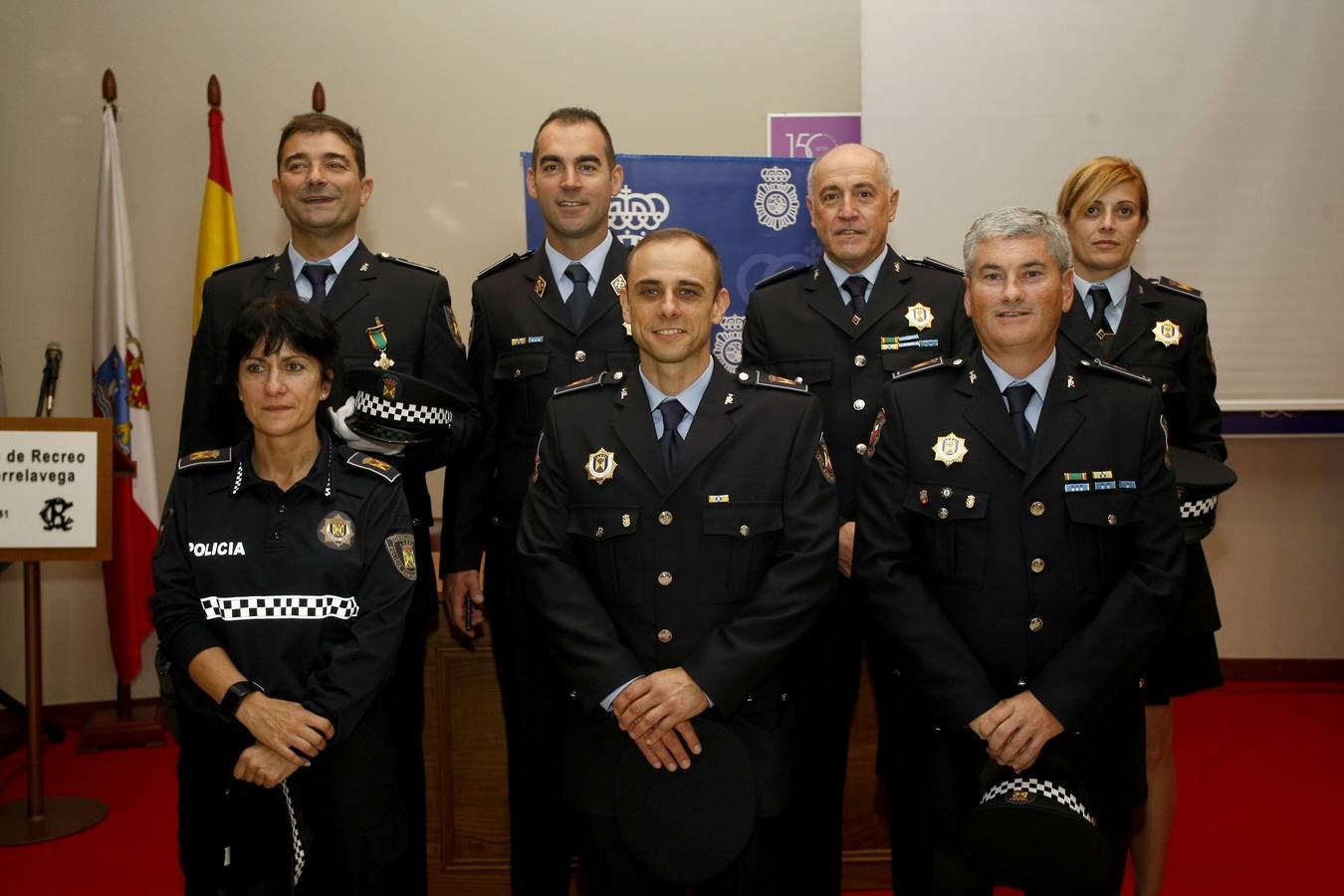 La Policía de Torrelavega honra a sus patronos