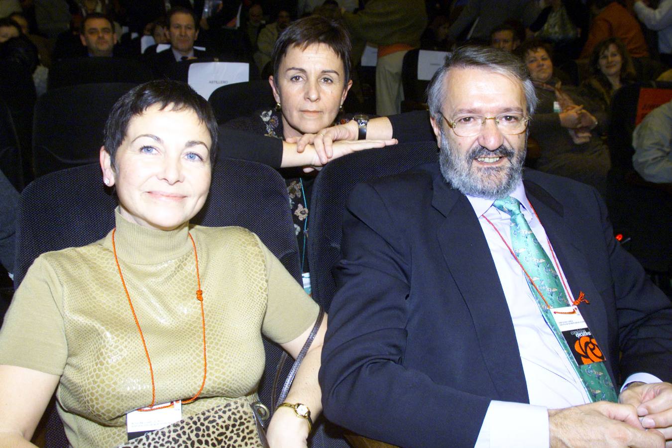 Rosa Inés García se inició en la política a finales de los 70. Su trayectoria siempre ha estado vinculada al PSOE