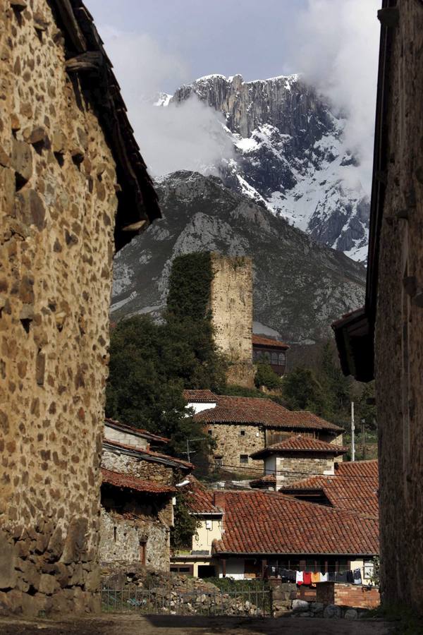 Las mejores imágenes de Mogrovejo, elegido &#039;Pueblo de Cantabria 2017&#039;