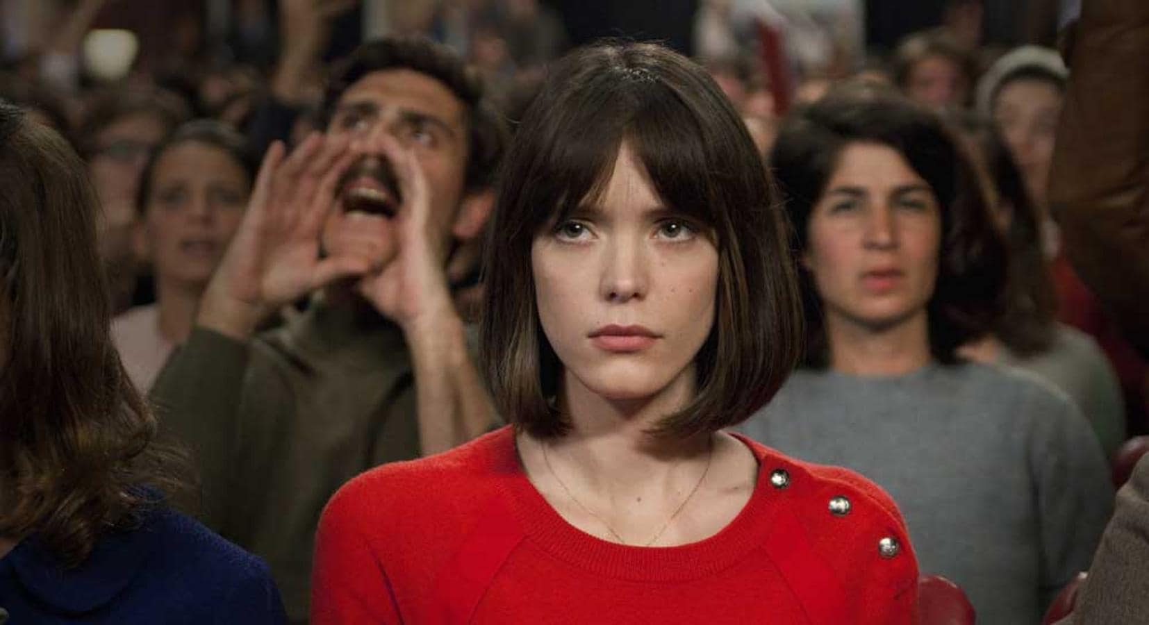 Fotogramas de la película 'Redoutable' dirigida por Michel Hazanavicius y protagonizada por Louis Garrel y Stacy Martin