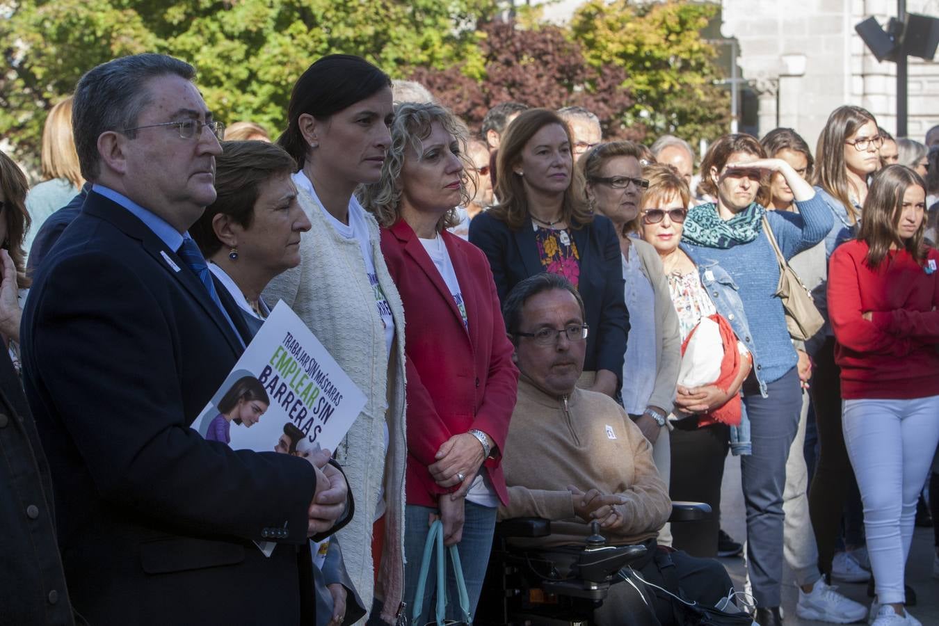 Santander acogió dos actos a la misma hora al no haberse consensuado por los colectivos uno conjunto que englobara a todos ellos 