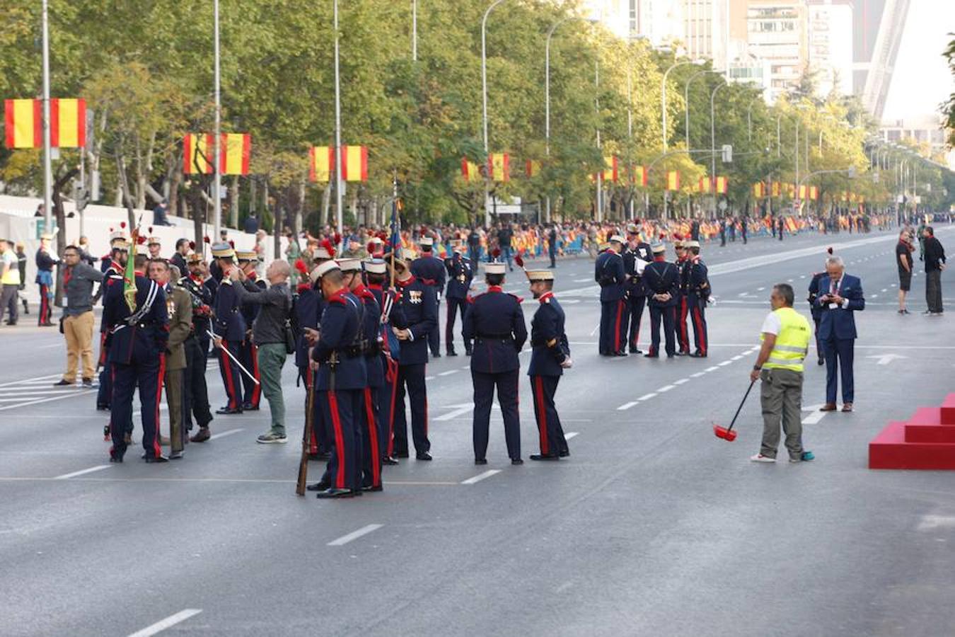 Más de 3.900 militares, acompañados por guardias civiles y policías nacionales, recorrerán el paseo de la Castellana de Madrid en el desfile del 12 de octubre