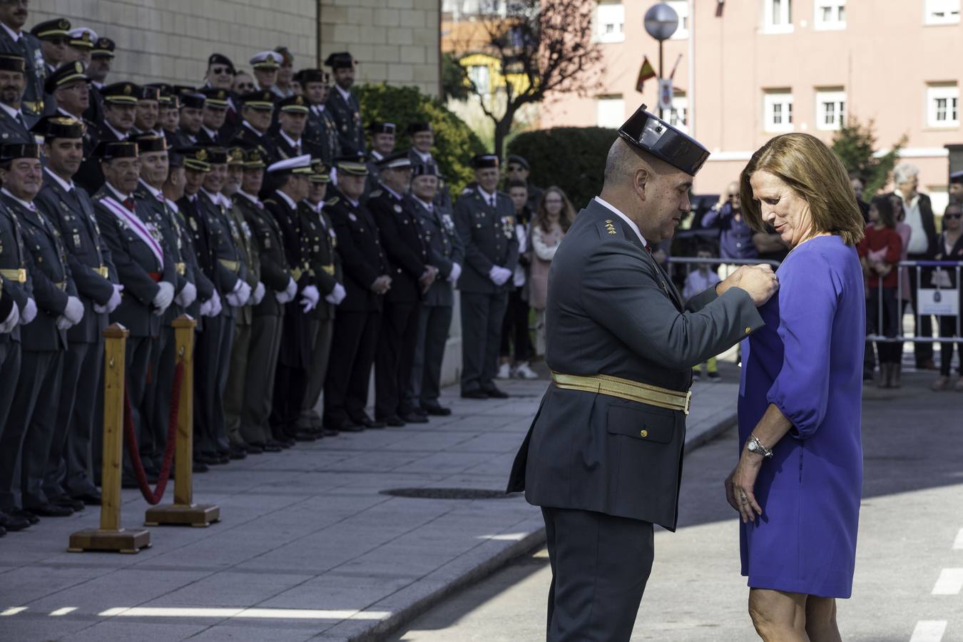 Imágenes de la fiesta del Pilar en el cuartel de Campogiro