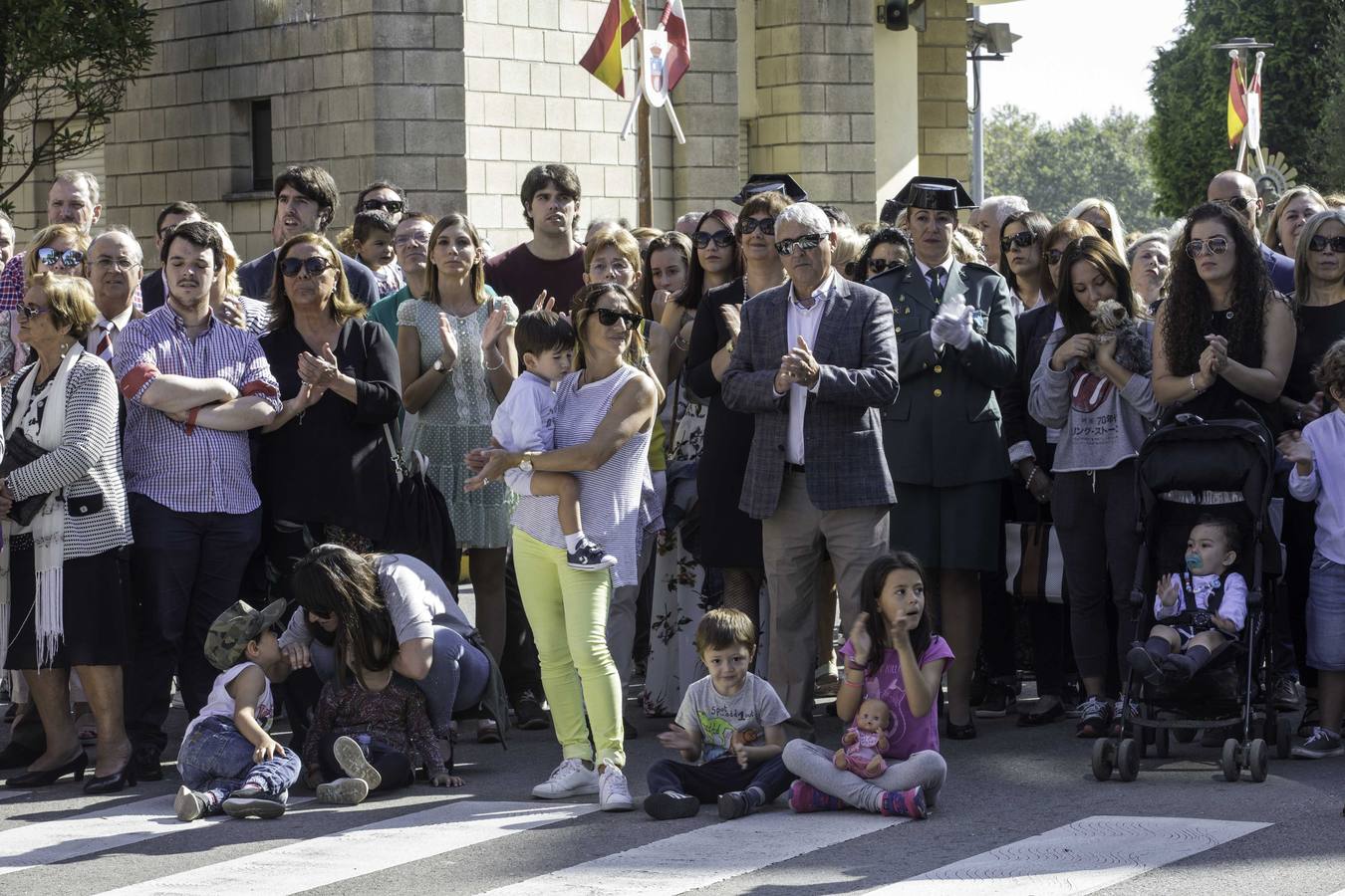 Imágenes de la fiesta del Pilar en el cuartel de Campogiro