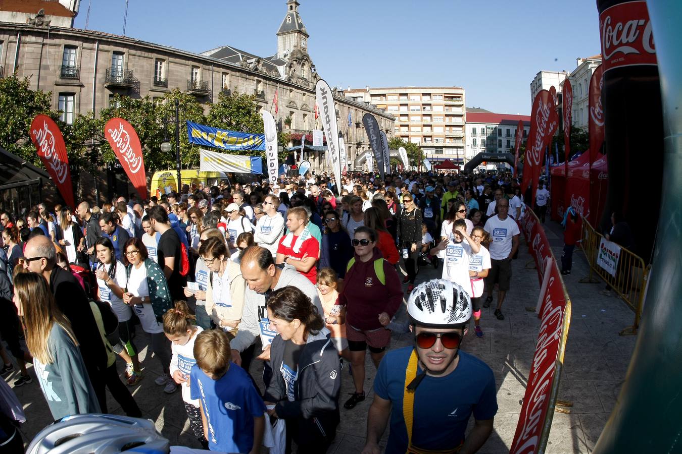 Multitudinaria marcha en favor de Amat