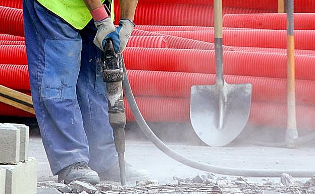 Las obras contribuyena aumentar el número de decibelios en las ciudades, pero su incidencia es menor que el tráfico rodado. 