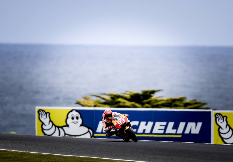 El piloto español Marc Márquez consiguió una nueva pole y saldrá desde la primera posición en el circuito de Albert Park.