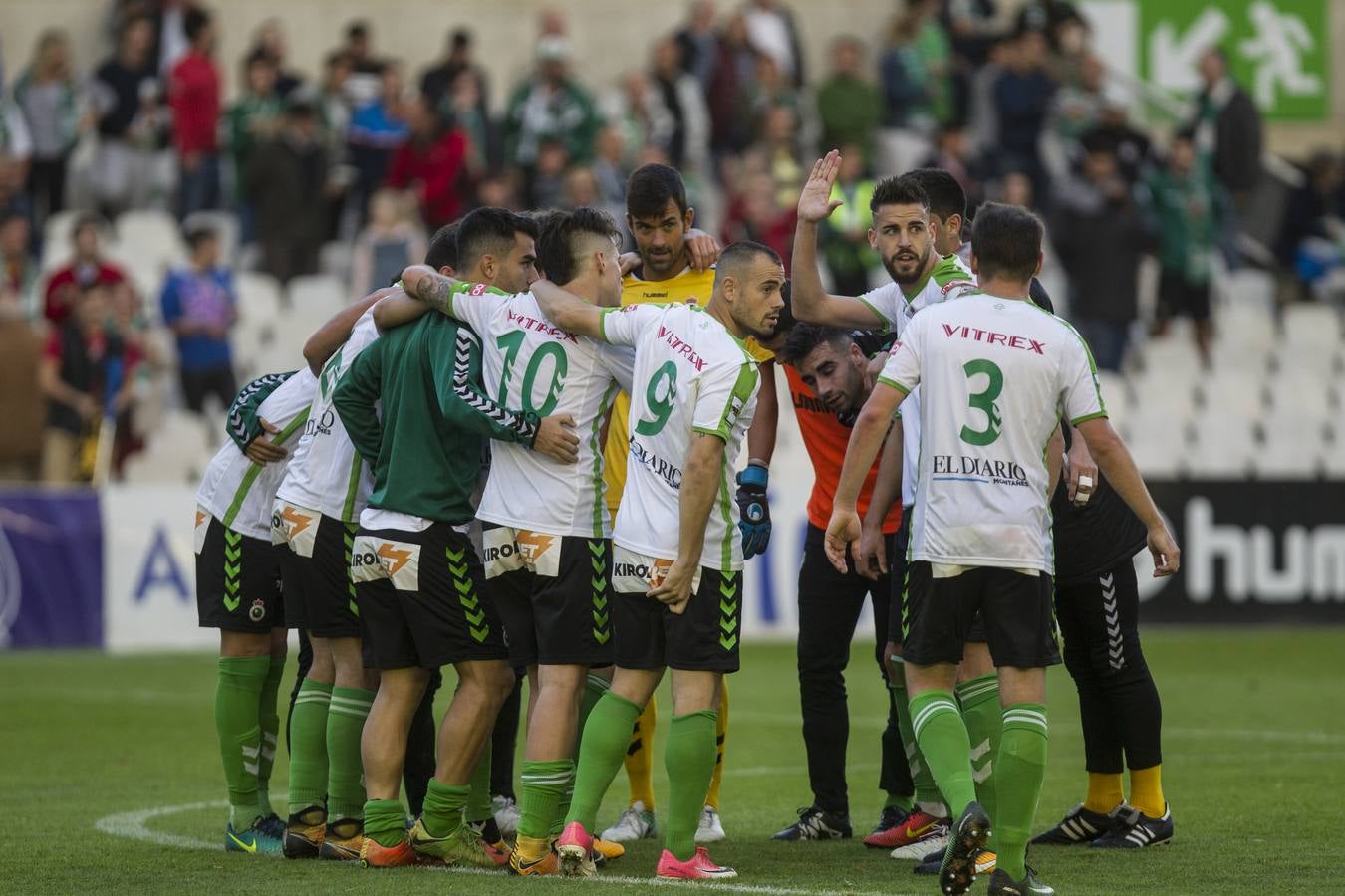 Imágenes del partido Racing-Barakaldo