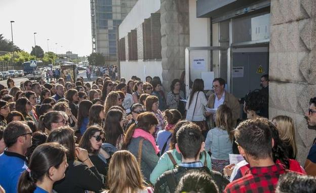 Cantabria propone convocar 438 plazas en las oposiciones docentes del próximo año