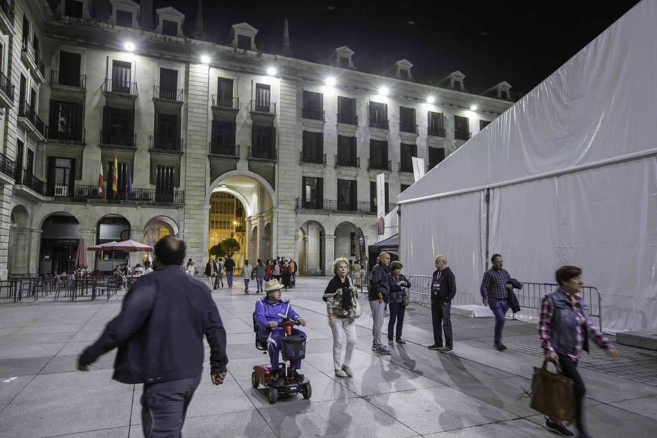 El Ayuntamiento de Santander estudia los errores de la nueva iluminación para subsanar los errores