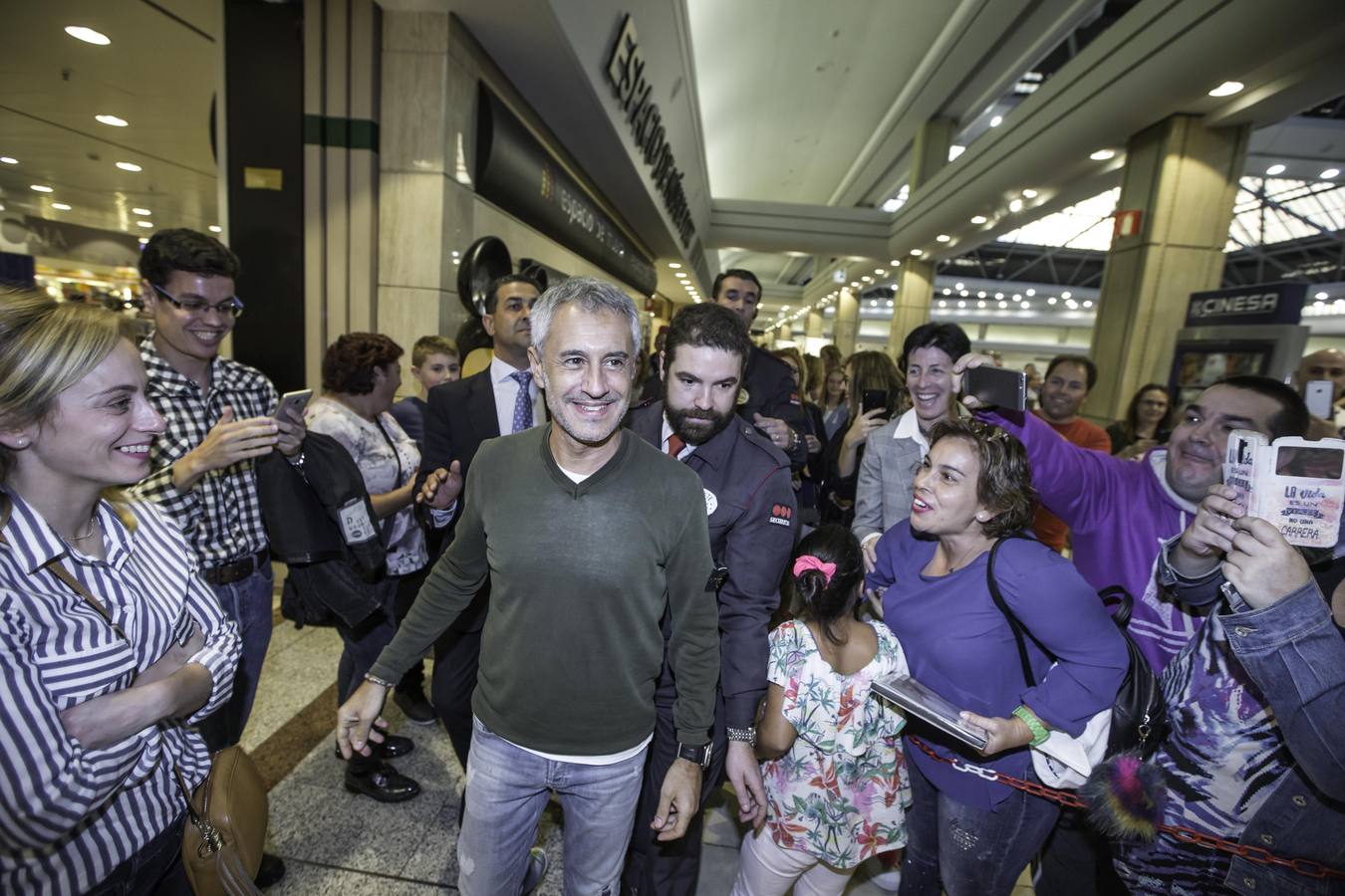 Sergio Dalma se reencuentra con sus fans en Cantabria