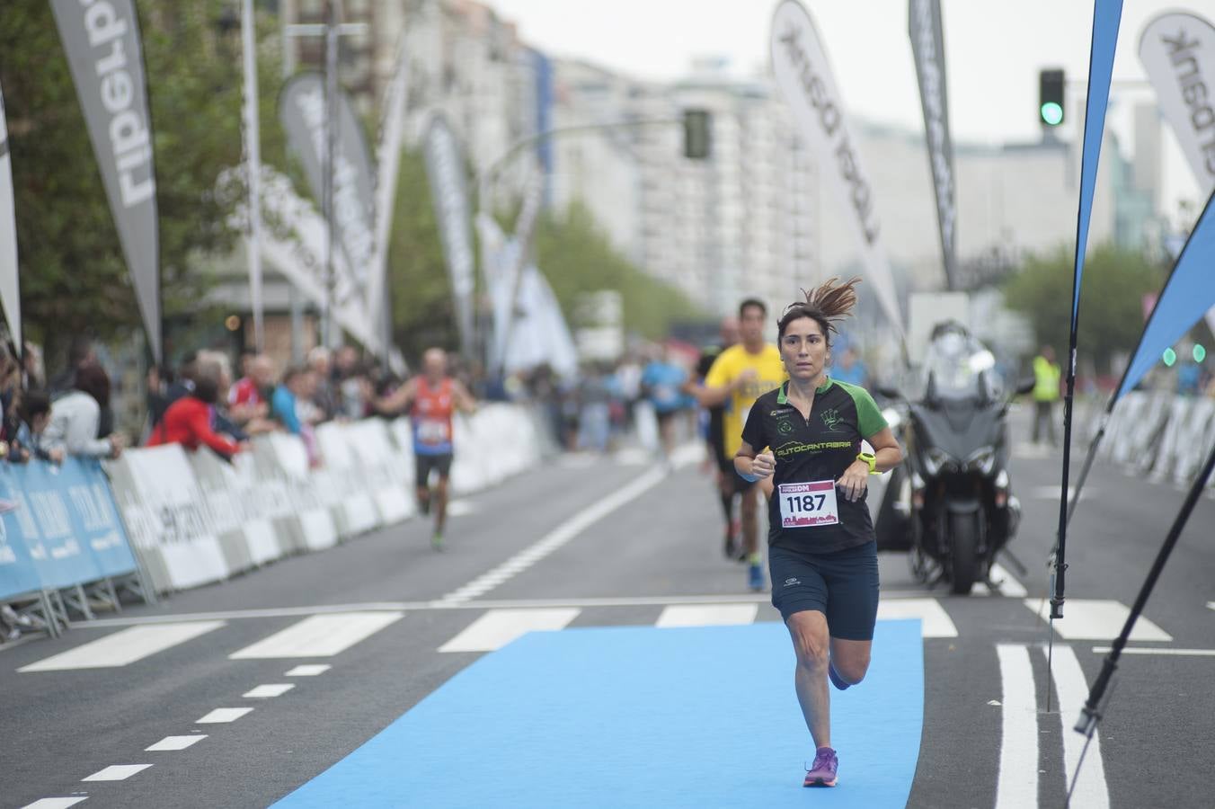 El atleta Workhen Fikre se ha proclamado campeón en 10 kilómetros y en categoría femenina Elena Moreno