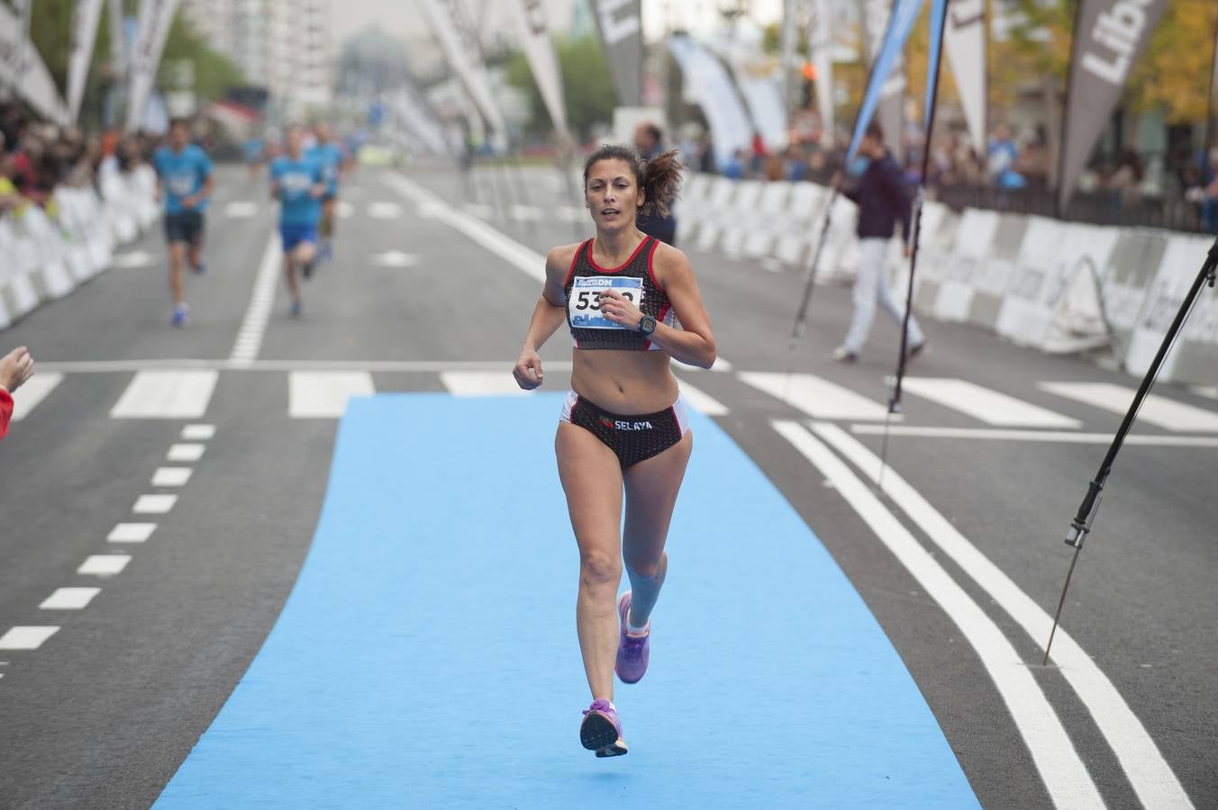 El atleta Workhen Fikre se ha proclamado campeón en 10 kilómetros y en categoría femenina Elena Moreno