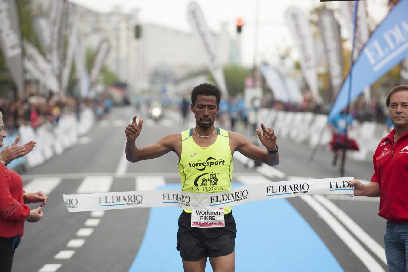 El atleta Workhen Fikre se ha proclamado campeón en 10 kilómetros y en categoría femenina Elena Moreno