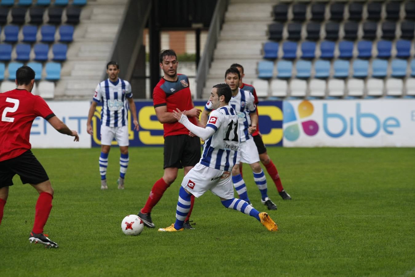 Imágenes del partido de la Gimnástica contra el Castro