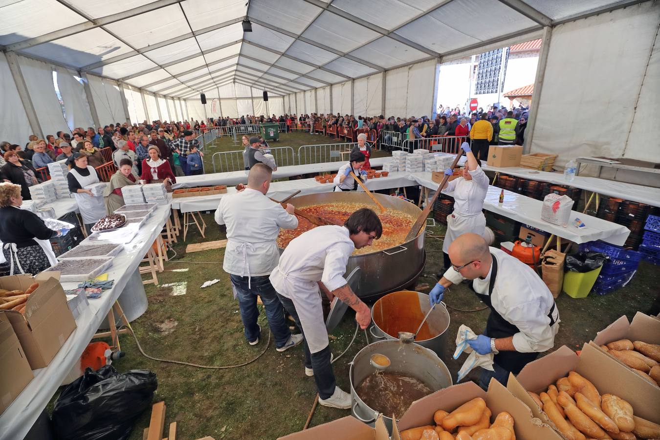 La XIII Feria de la Alubia y la Hortaliza quiere demostrar que esta legumbre se puede cocinar tanto en salado como en dulce