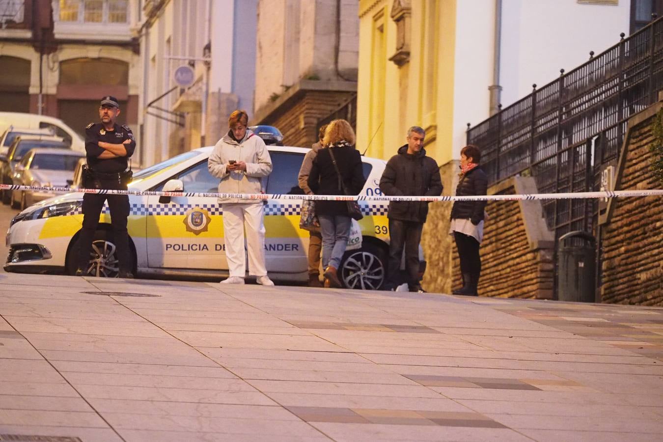 A las cinco de la madrugada, los bomberos acudieron al Museo de Arte Moderno de Santander, donde se declaró un incendio que ya está controlado