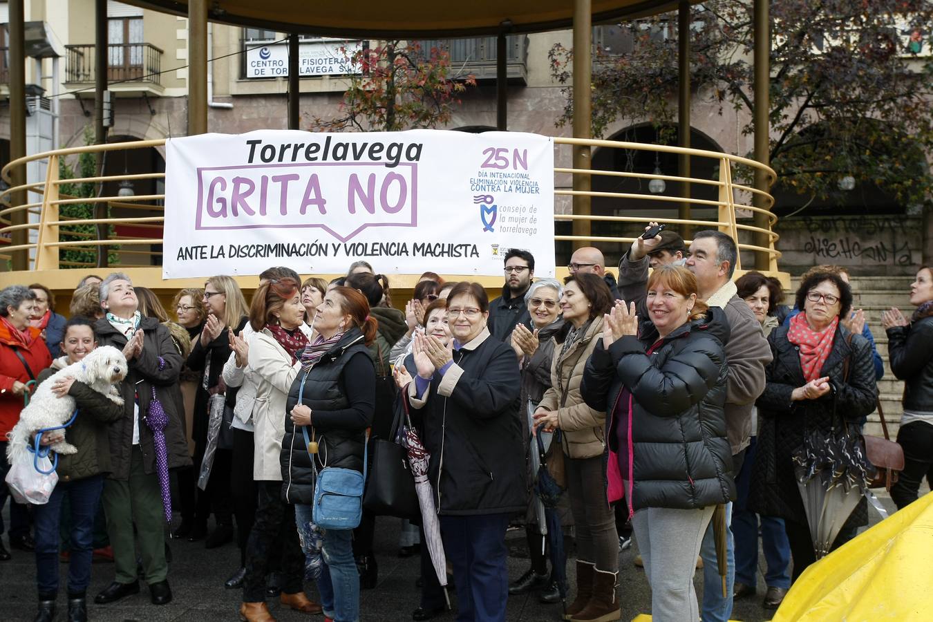 Torrelavega. Suelta de globos