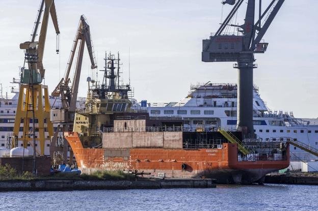  Astander: Los astilleros cántabros son especialistas en reparaciones y transformaciones. 