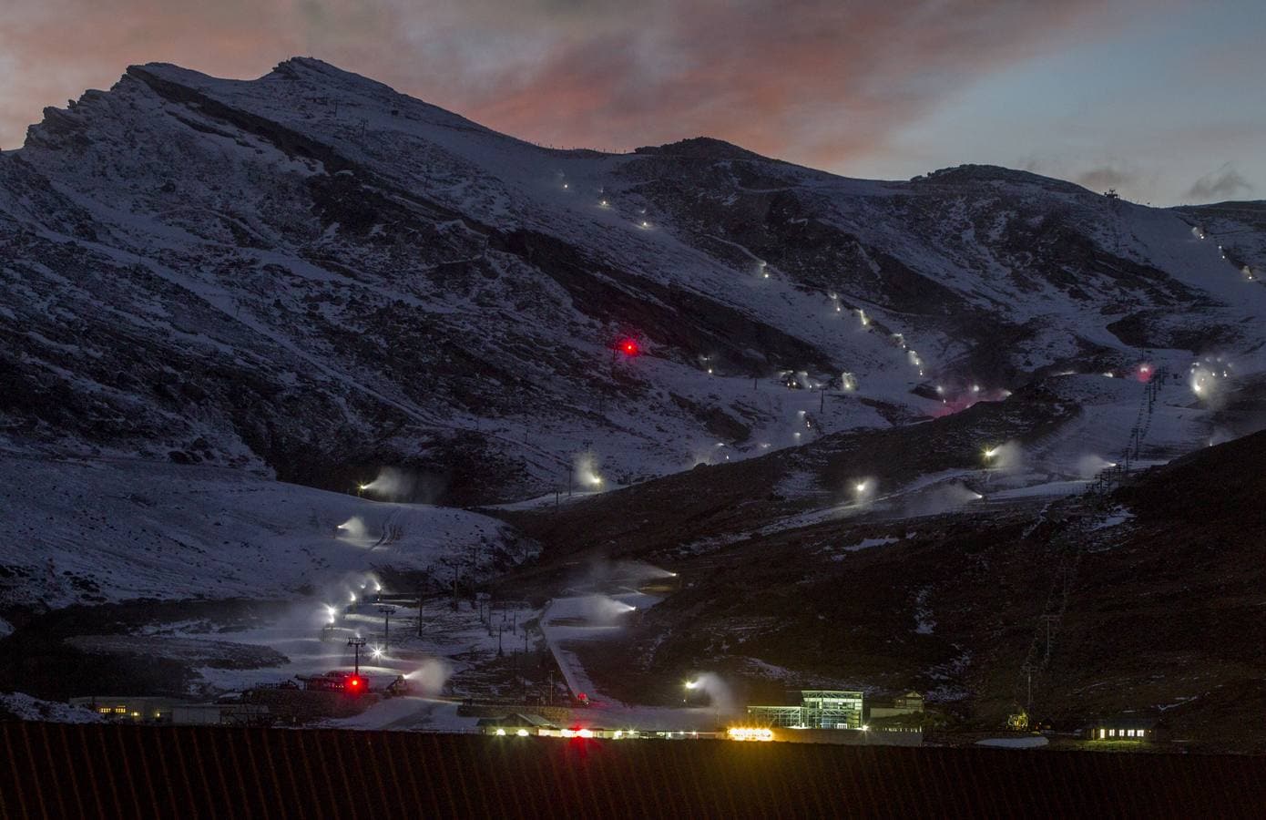 Los cañones de Alto Campoo, en acción