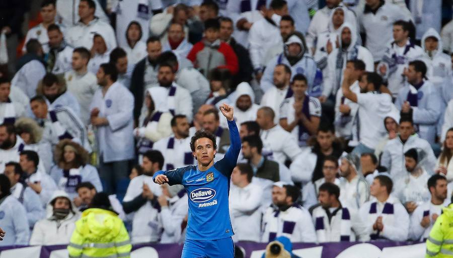 El conjunto blanco no pasó del empate en el Santiago Bernabéu ante el líder del Grupo I de la Segunda División B.