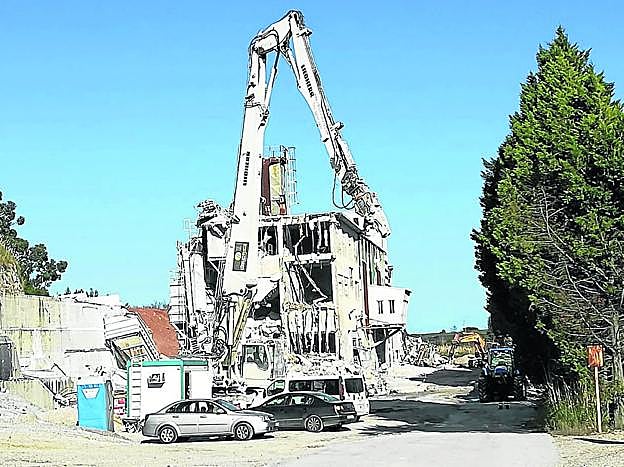 Tras los trabajos de desmantelamiento, se llevará a cabo un proyecto de restauración de la zona. :