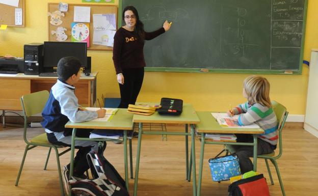 Cantabria convoca las 187 plazas de las oposiciones docentes de este año, que ejecutará en 2019