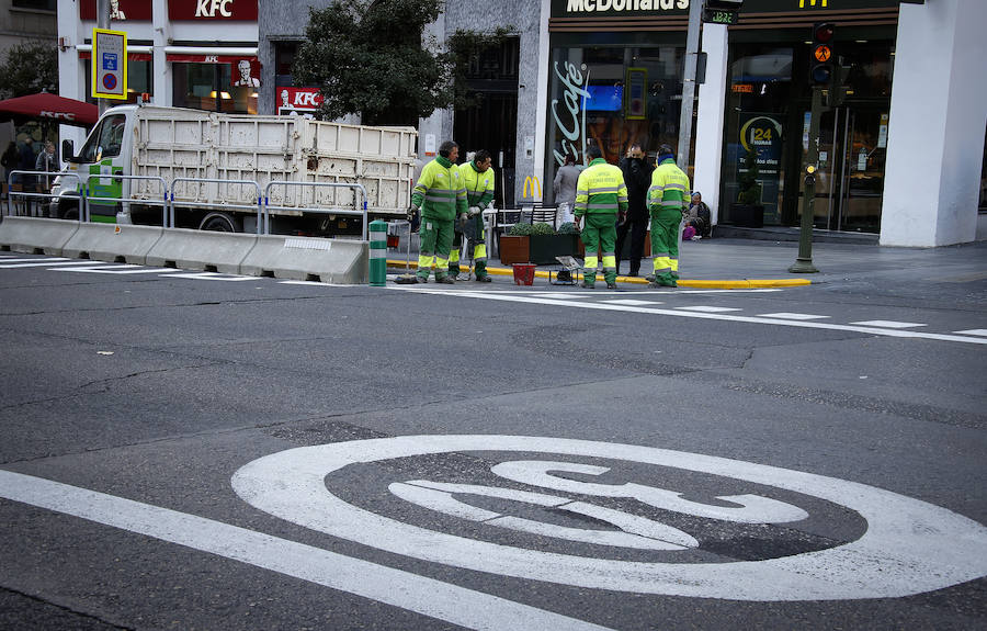 Las calles más comerciales de Madrid se preparan para ser comerciales durante los días festivos y navideños por motivos de seguridad.