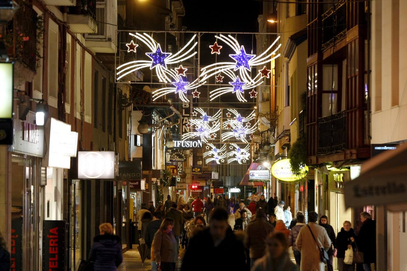 Encendido de luces navideñas en Torrelavega