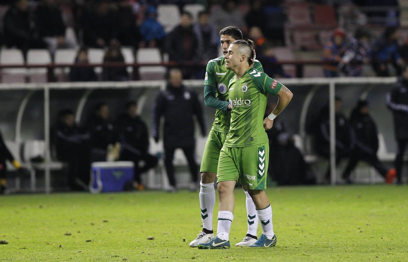 El Racing pierde en Logroño (2-1)