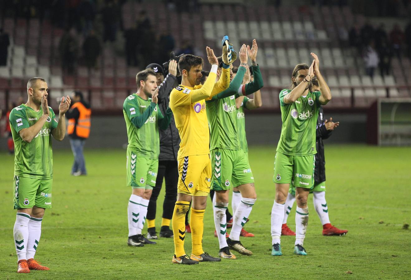 El Racing pierde en Logroño (2-1)