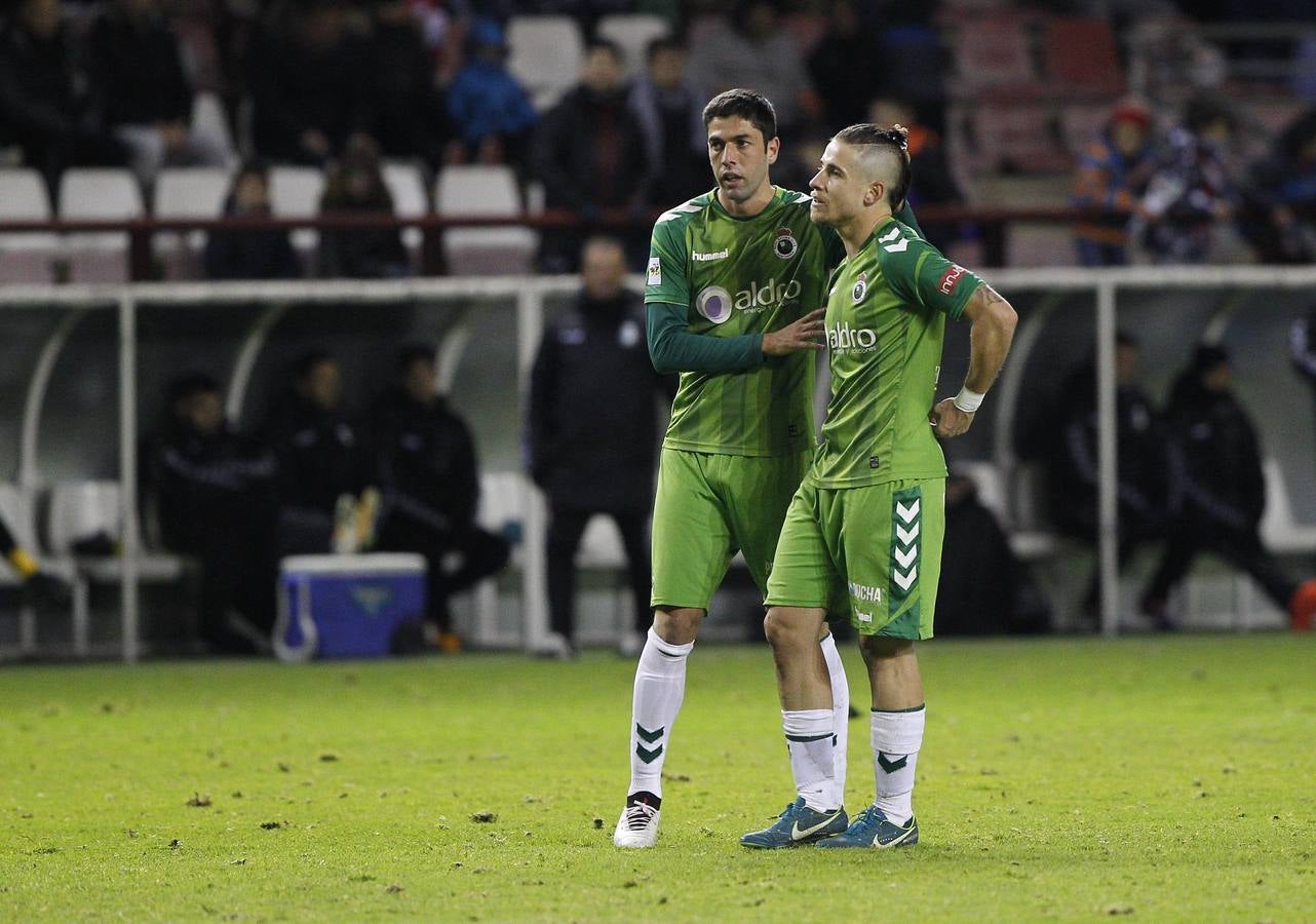 El Racing pierde en Logroño (2-1)