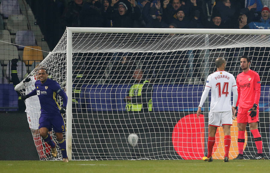 Los hispalenses dependen de sí mismos para pasar a octavos y con un empate del Liverpool ante el Spartak lo harían incluso como primeros de grupo.