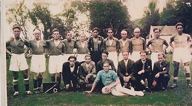 La plantilla del Club Deportivo Laredo en 1929. La entidad tenía apenas once años de existencia. 