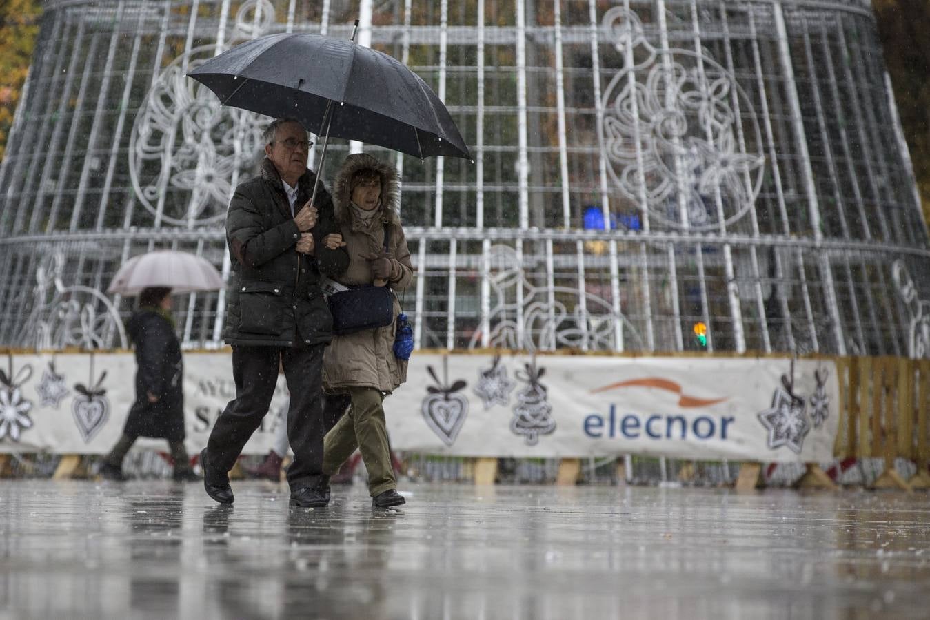 Santander continúa, este martes, a la cabeza de las ciudades españolas donde más ha llovido en lo que va de jornada, al sumar hasta las cuatro y media de la tarde 43.2 mm de precipitación acumulada.