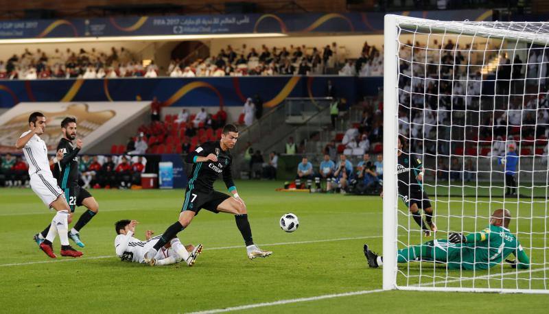 La semifinal entre el Al Jazira y el Real Madrid ofreció numerosas imágenes curiosas que alimentan la polémica sobre el Mundial de Clubes