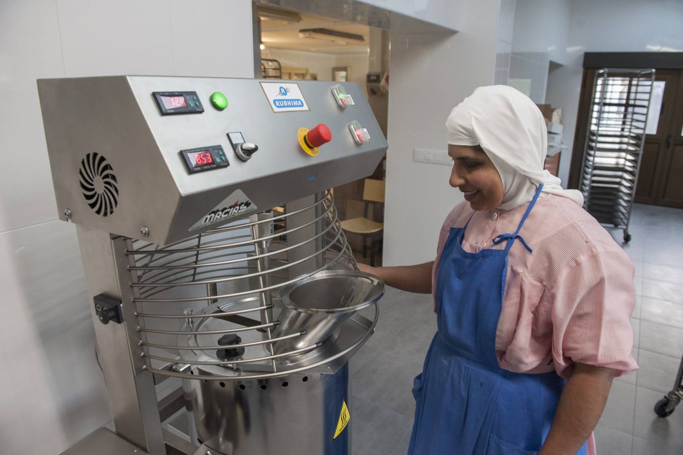 Monjas de clausura descubren los secretos de su repostería