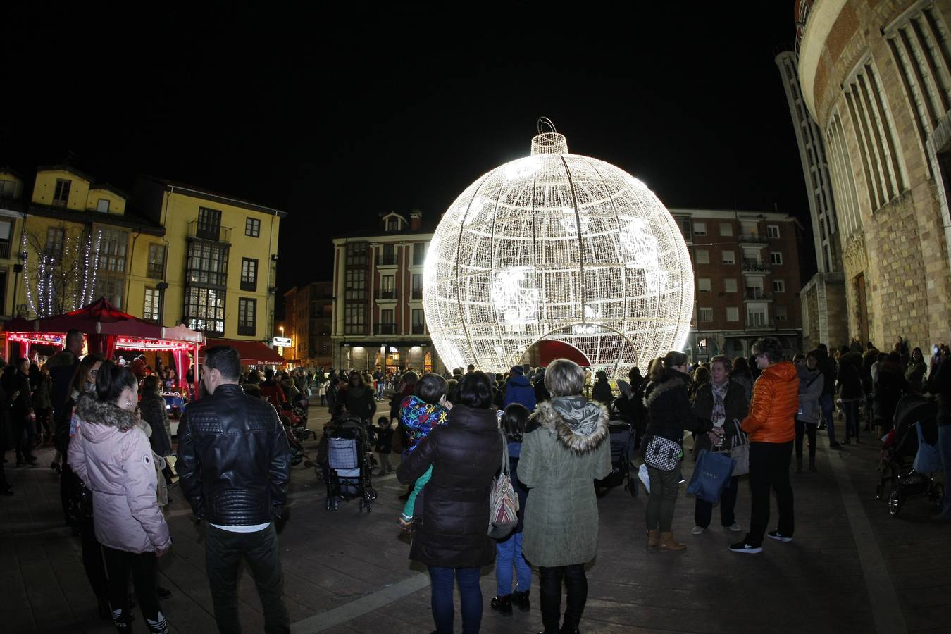 La bola da brillo a Torrelavega