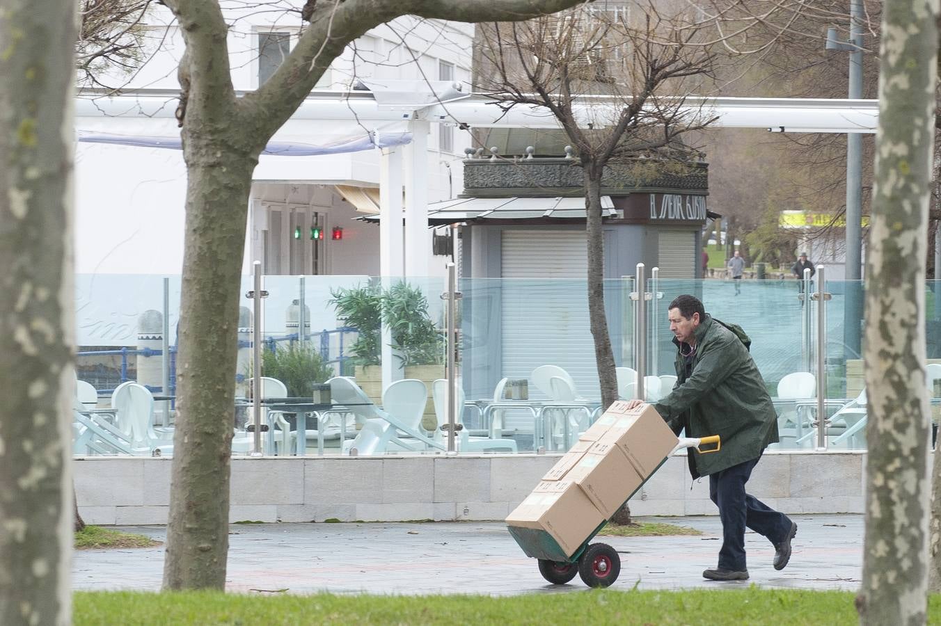 Un reguero de incidencias por el temporal de viento &#039;Bruno&#039; en Cantabria