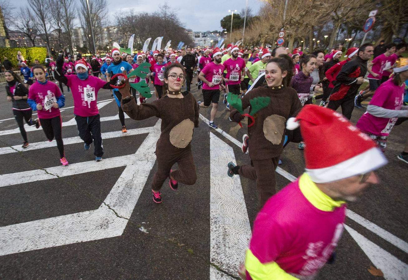 Unos 5.000 atletas se dan cita en una San Silvestre santanderina marcada por el fuerte viento. Diego Cuadrado y Aroa Laguna se imponen en una edición “dura” por las condiciones climatológicas