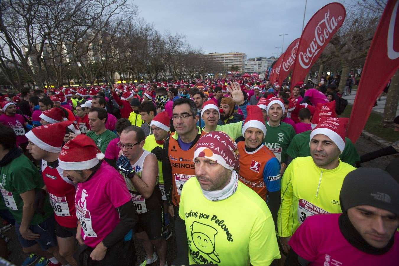 Unos 5.000 atletas se dan cita en una San Silvestre santanderina marcada por el fuerte viento. Diego Cuadrado y Aroa Laguna se imponen en una edición “dura” por las condiciones climatológicas