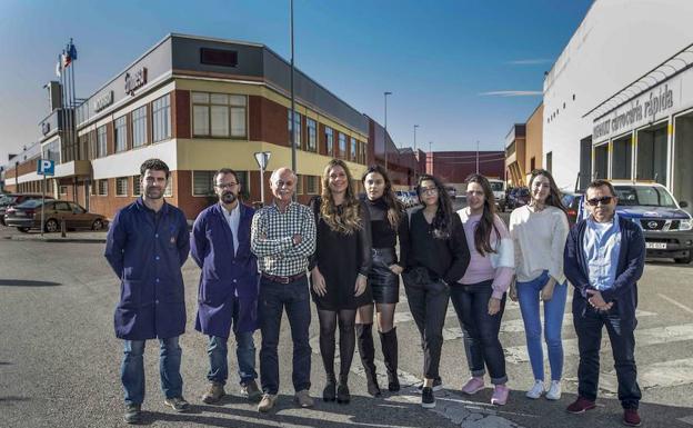 Los alumnos visitaron las instalaciones del Grupo Ecrimesa en Santander. 