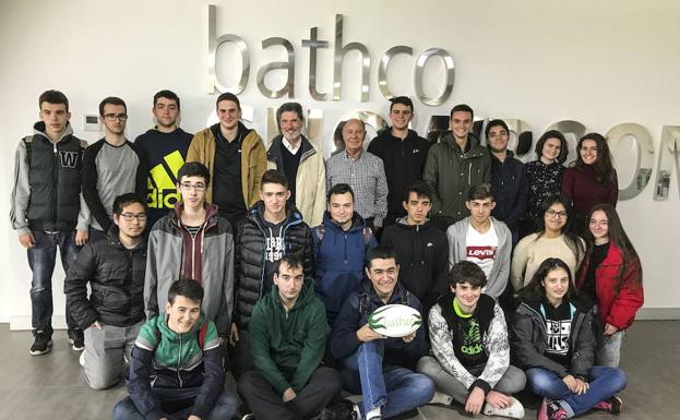 El alumnado del IES José María de Pereda conoció las instalaciones de Bathco en Santander.