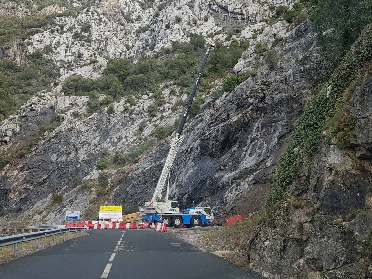 Continúan las obras en el Desfiladero de la Hermida