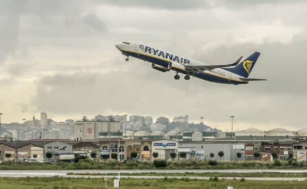 Ryanair cancela los vuelos a Tenerife entre abril y junio por obras en el aeropuerto canario