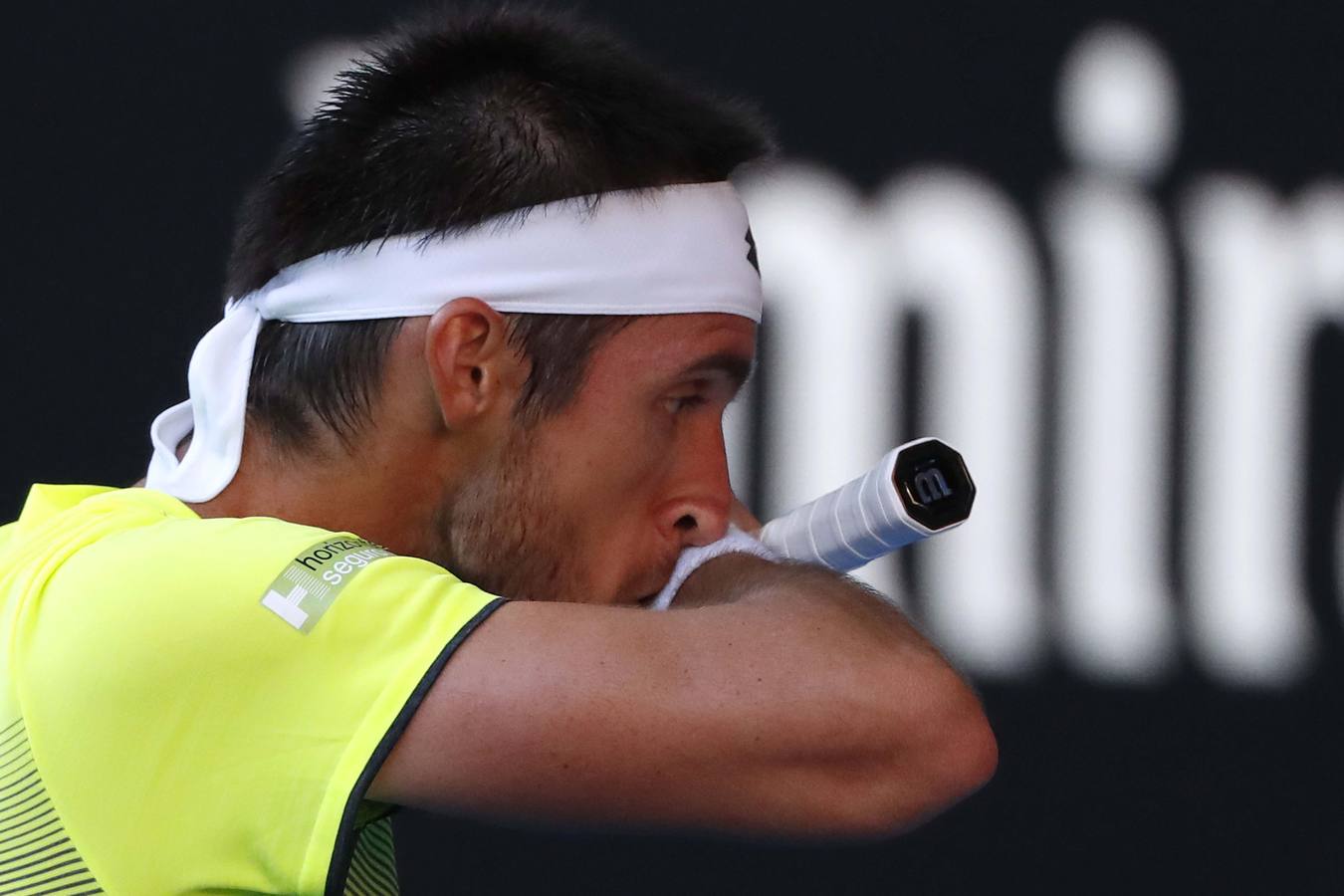 Rafa NAdal sigue con paso firme en el Abierto de Australia. En segunda ronda ha derrotado al argentino Leonardo Mayer (6-3, 6-4 y 7-6).