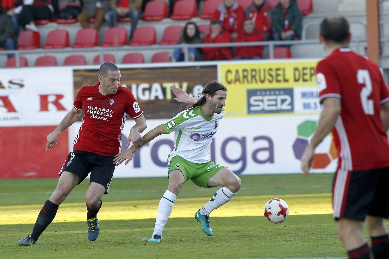 Las mejores fotos del partido del Racing en Miranda de Ebro.