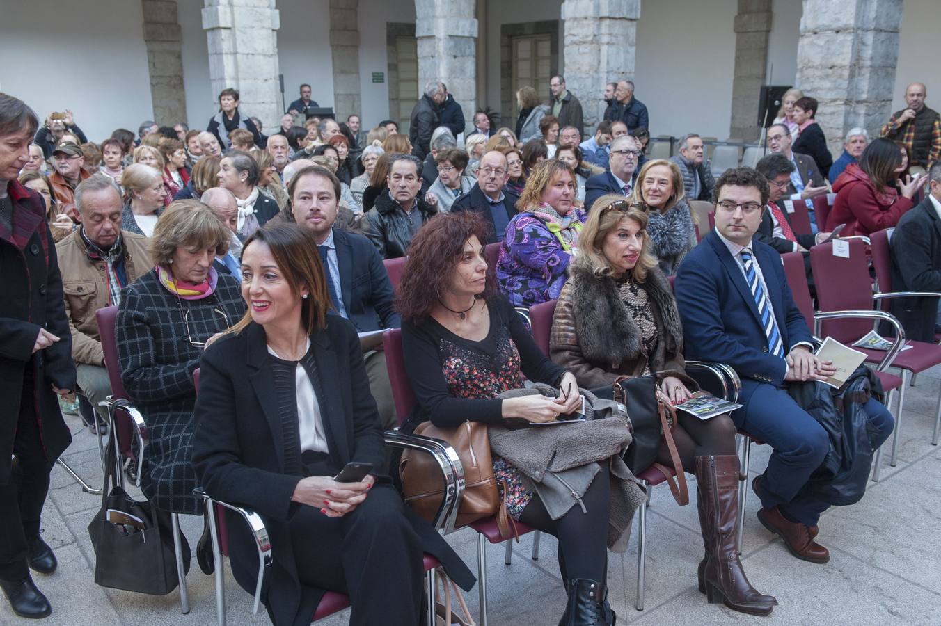 Celebración del Día del Docente en el Parlamento de Cantabria