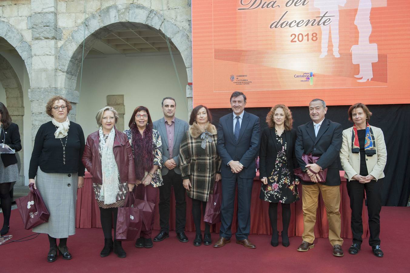 Celebración del Día del Docente en el Parlamento de Cantabria